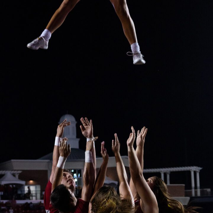 Cheerleading - Noir et Or | Cégep de Valleyfield